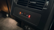 Land Rover Discovery 3.0 D300 R-Dynamic HSE 5dr Auto Diesel Station Wagon